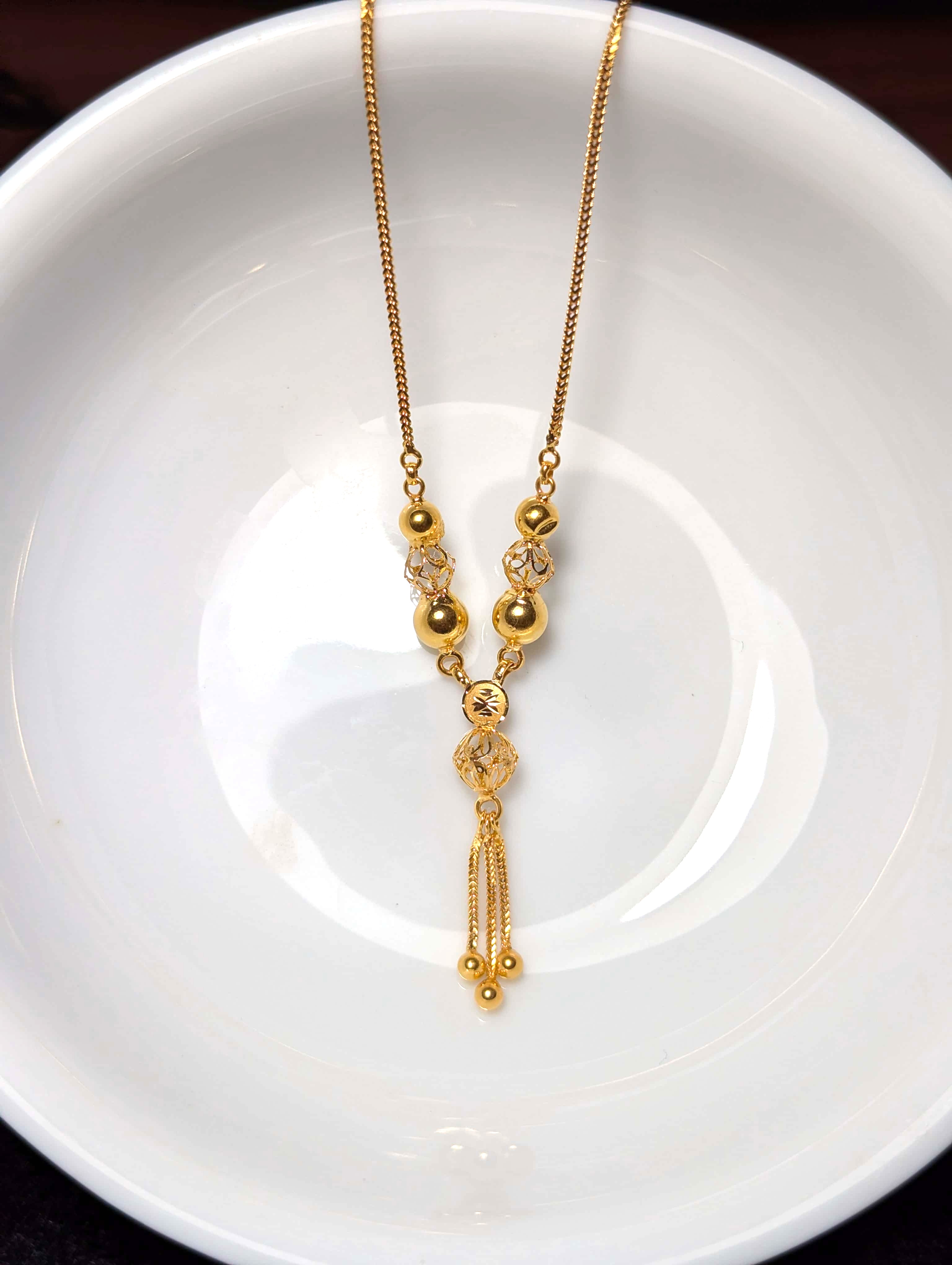 The Royal Sphere Filigree Lariat Necklace